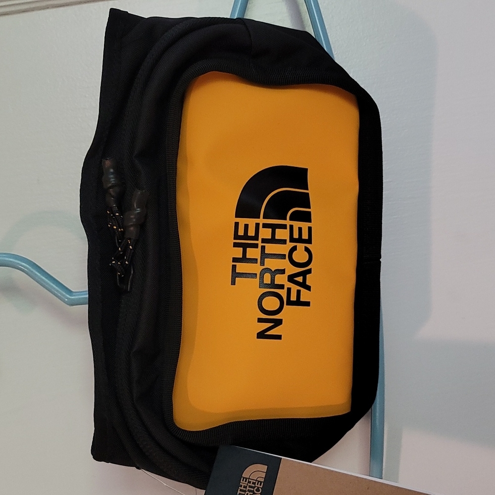 North face hip pack
